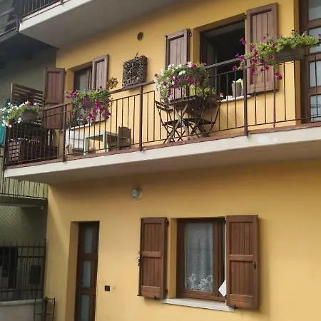 Borgo Volciano Garda App1 Roe